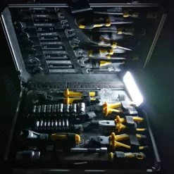 Basic Nature Powerbank 20 Mit Solarpanel -Outdoor Campingausrüstung Geschäft rr180 867 8